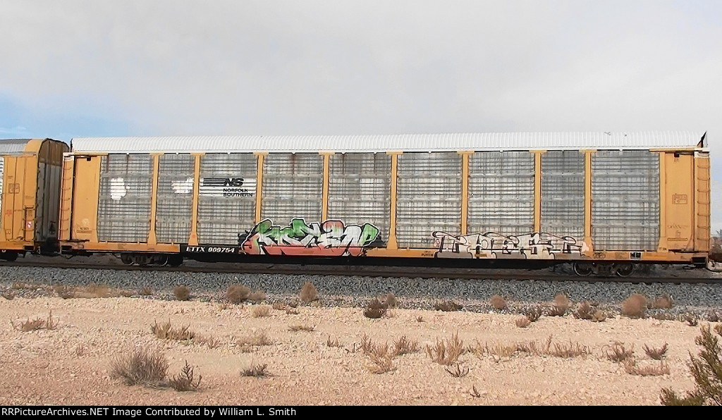 WB Unit Vehicular Flat Car Frt at Erie NV -68