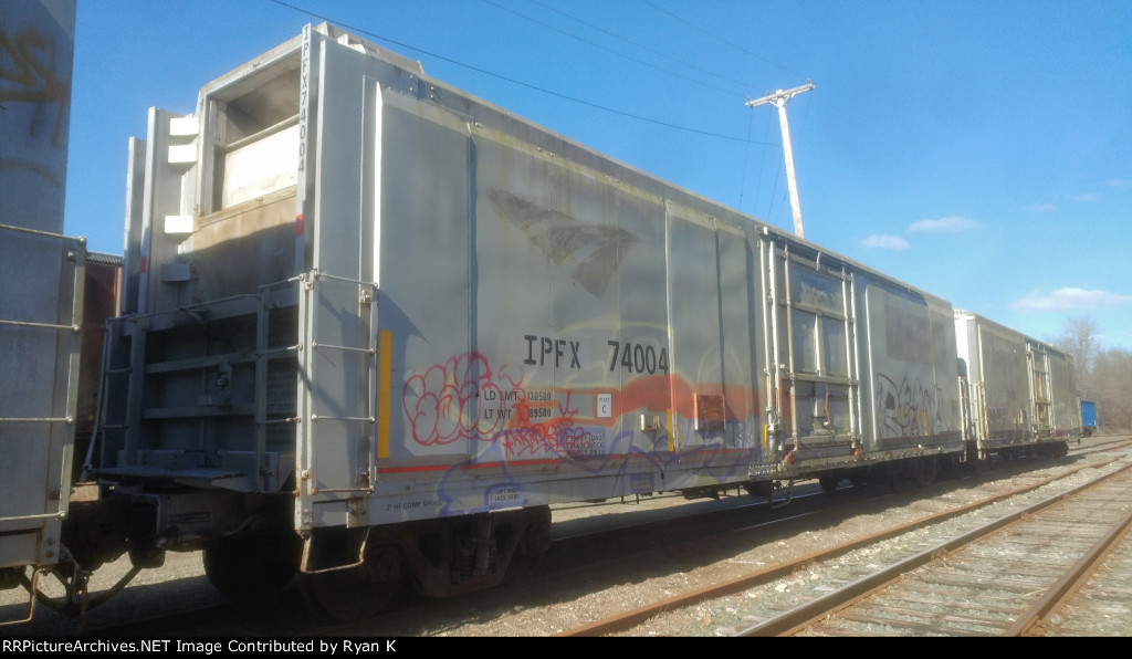 IPFX ex-Amtrak reefer