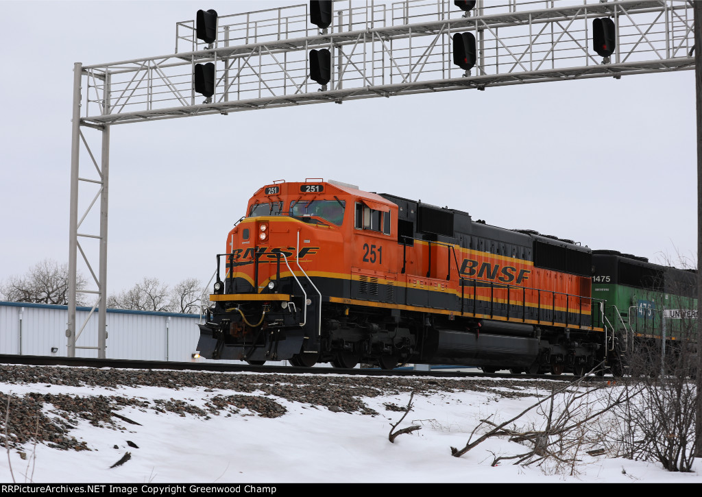 BNSF 251