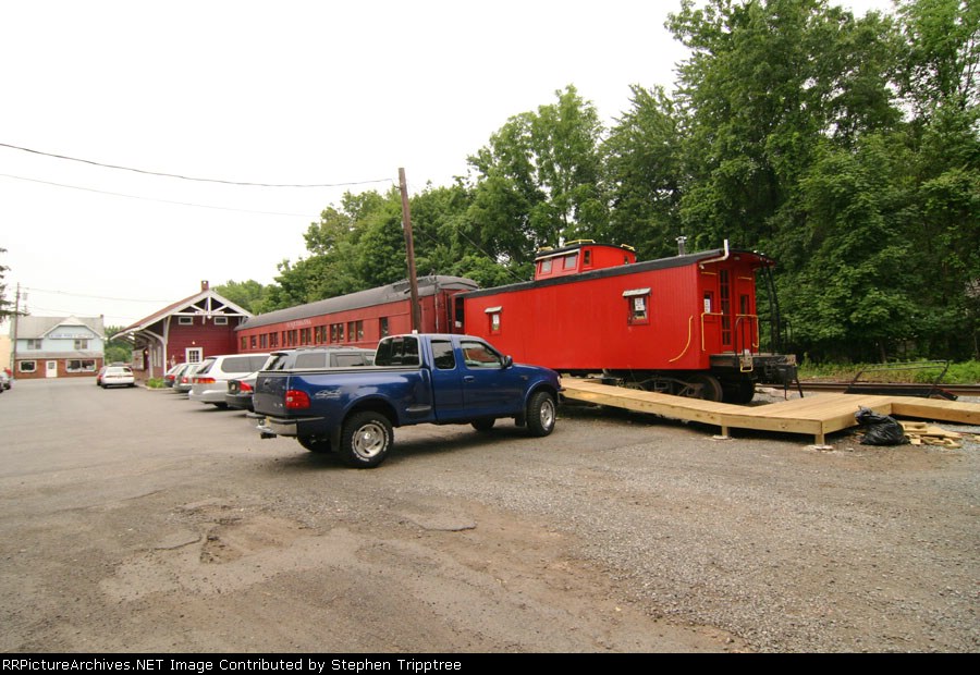 Not sure who's caboose this is either.  But its soon to be a hotdog stand.