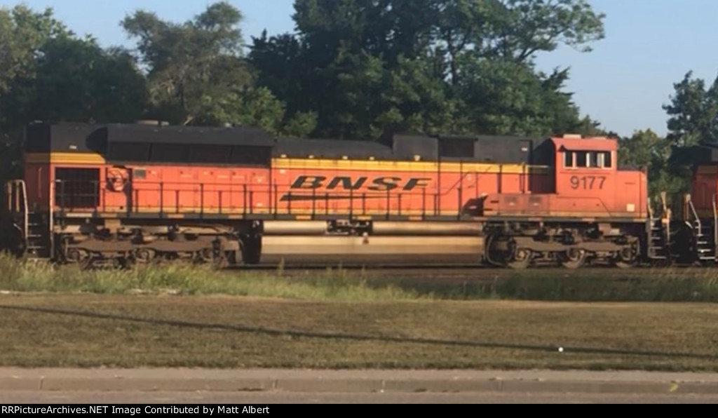 BNSF 9177