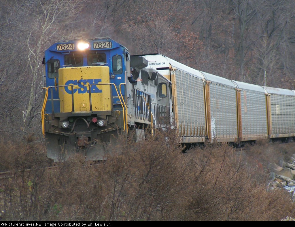 CSX 7624 Approaching Signal 49S