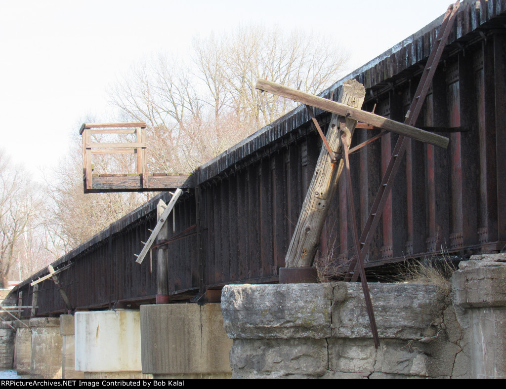 Aroma Park Il. KBS Bridge