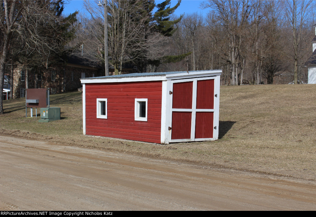 Shed for the Critter