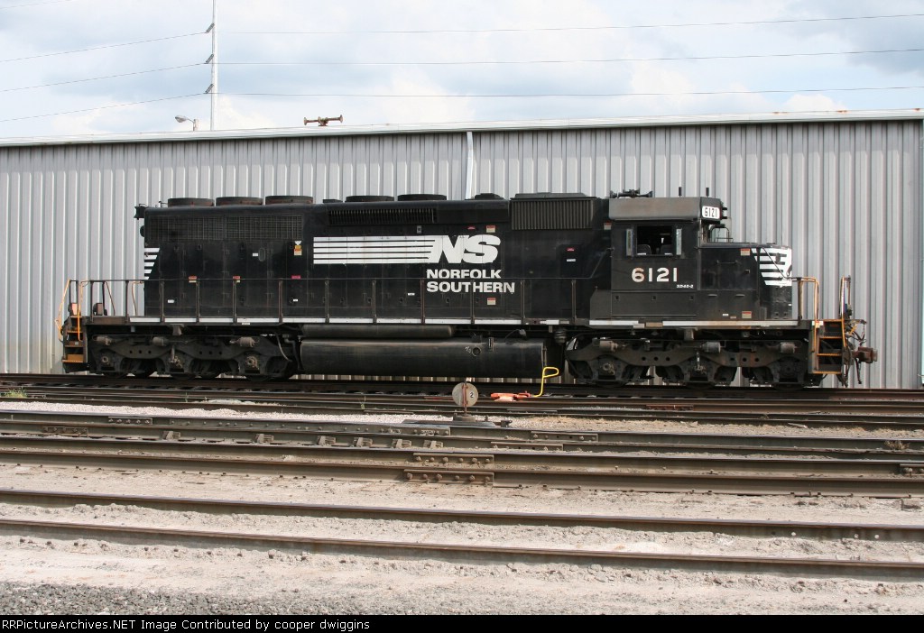 6121 resting at Glenwood