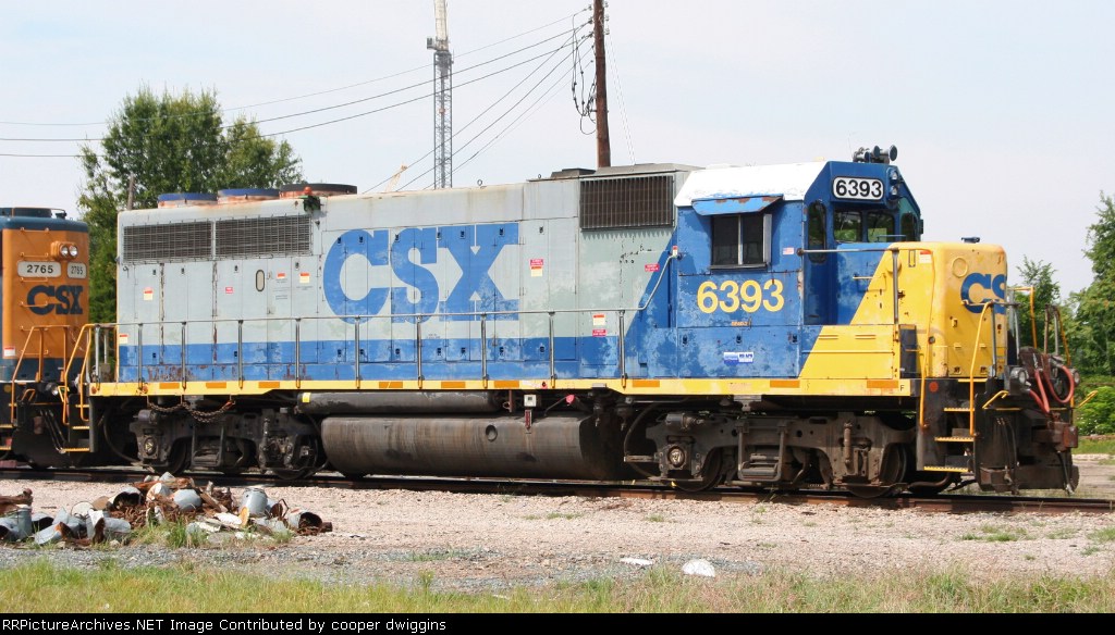 6393 rests at the old Raleigh turntable
