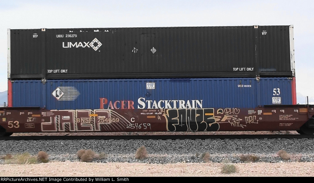 EB Intermodal Frt at Erie NV -30