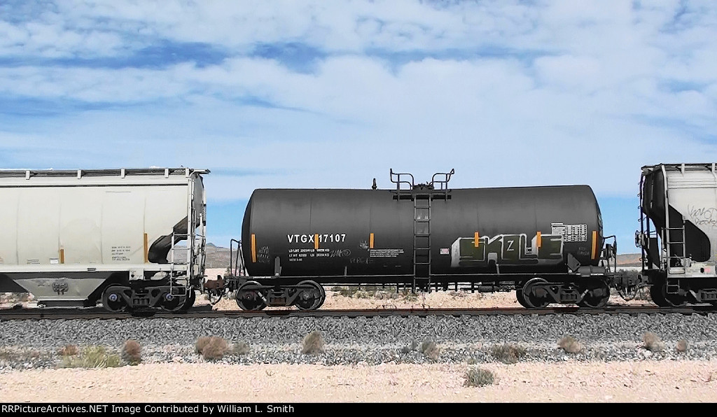 EB Intermodal Frt at Erie NV -79