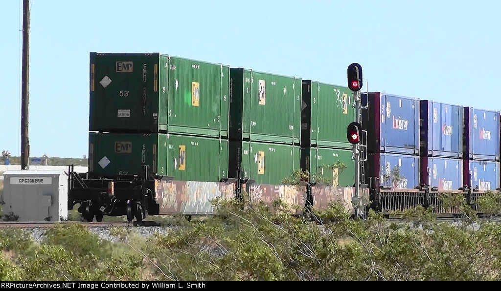 EB Intermodal Frt at Erie NV -125
