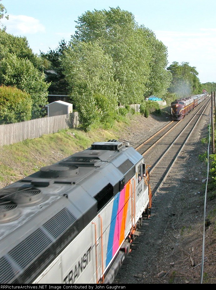 A meet between NJT local and Bennett Levin's Railway Age special