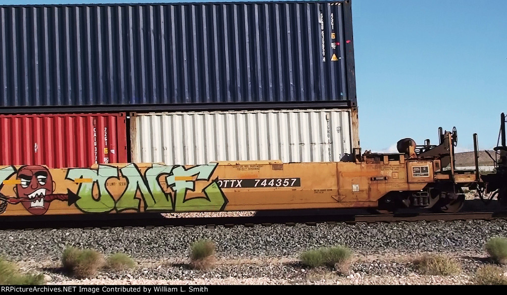 EB Intermodal Frt at Erie NV -5