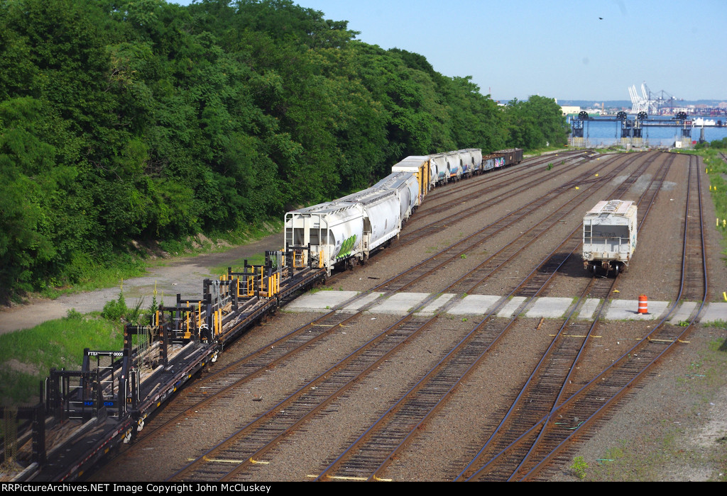 Waiting or the next westbound float