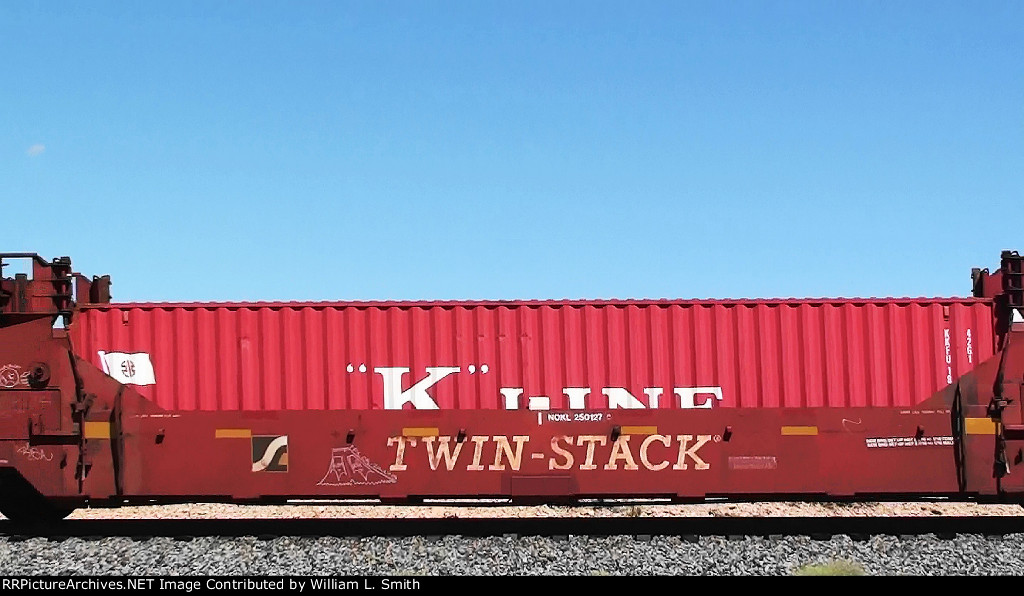 EB Manifest Frt at Erie NV -69