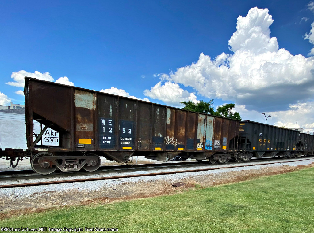 WE 1252 is new to rrpa.