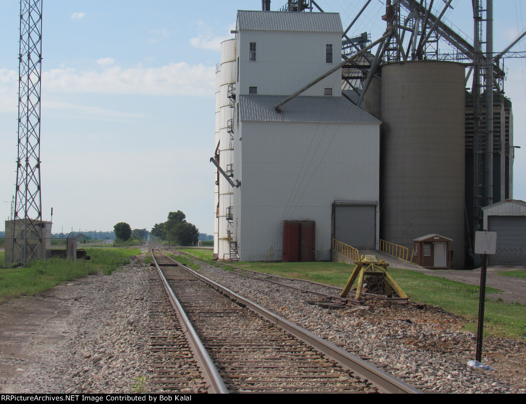 Hartsburg Il. Grain Elevator