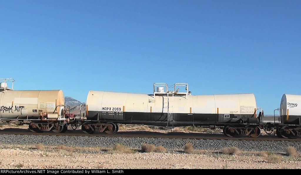 EB Manifest Frt at Erie NV -112