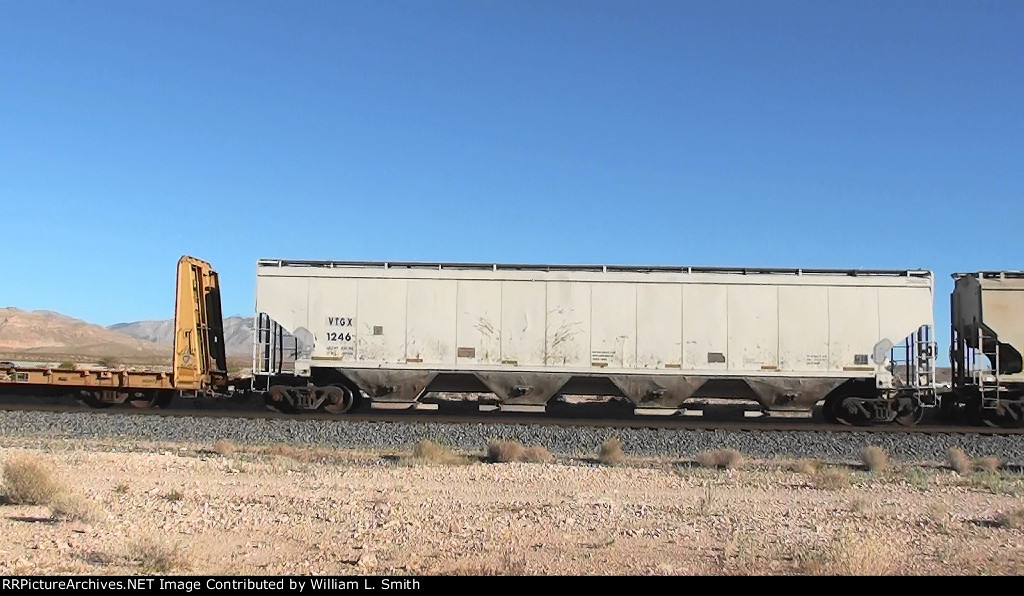 EB Manifest Frt at Erie NV -54