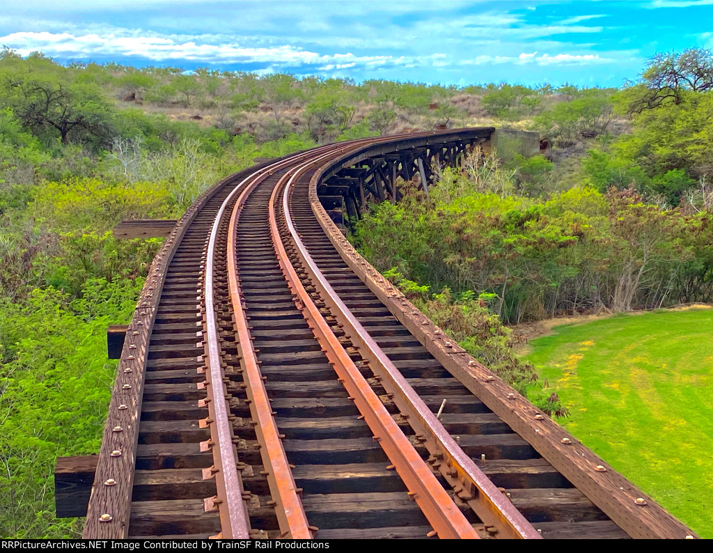 LKPR Railroad Bridge