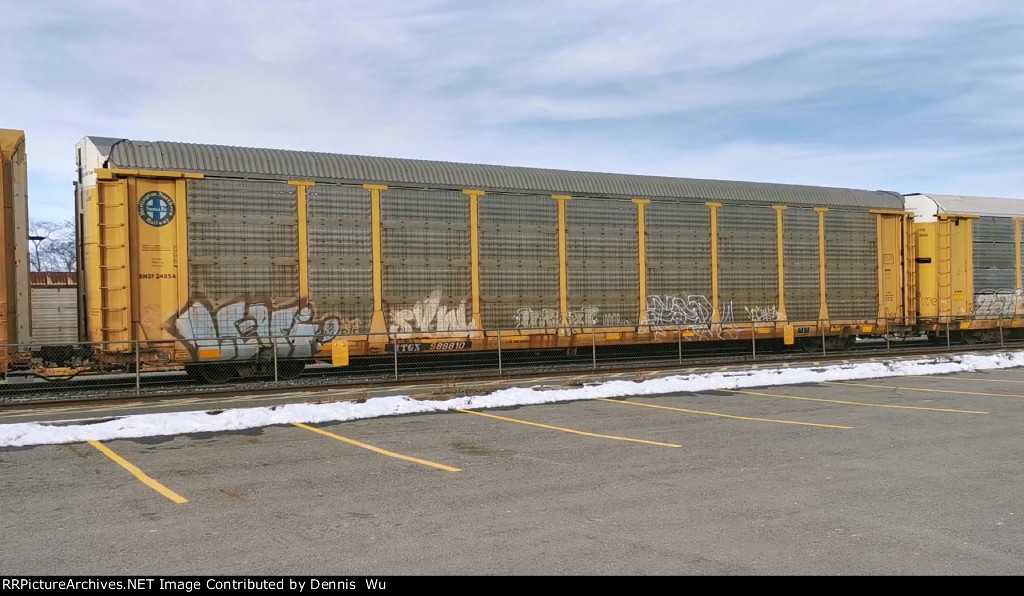 BNSF 24854 (Body) TTGX 988810 (Flat)