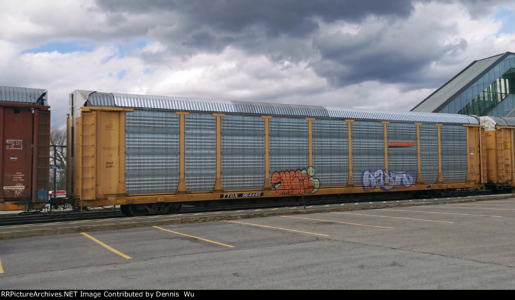 BNSF 26891 (Body) TTGX 964445 (Flat)