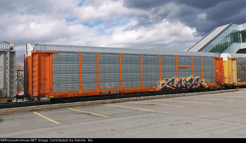 BNSF 28396 (Body) TTGX 953518 (Flat)