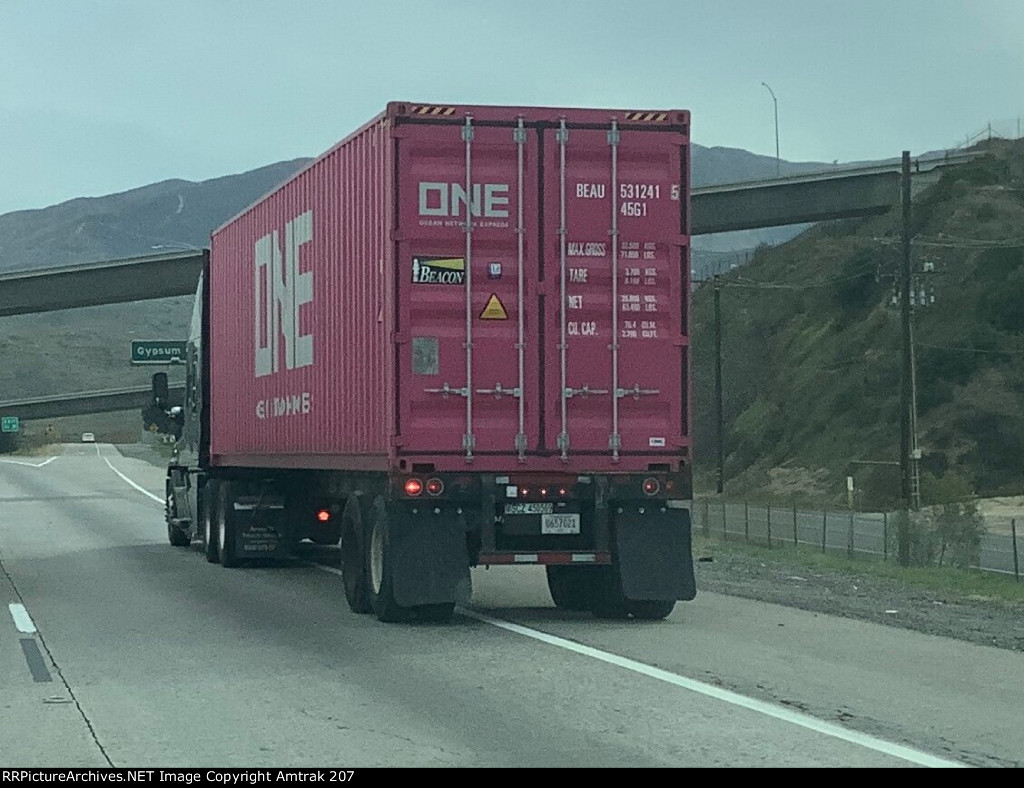 ONE Container #531241 Rolls Down the CA-55 at Corona