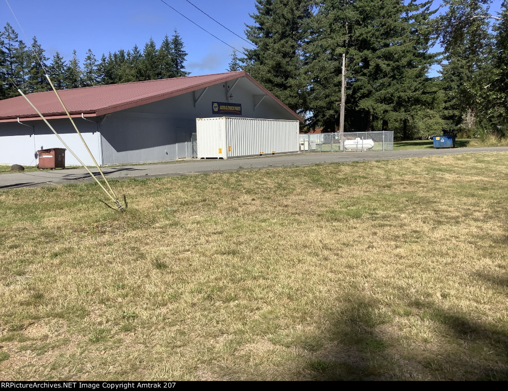 Unmarked Spinnaker Container #491679 at Forks