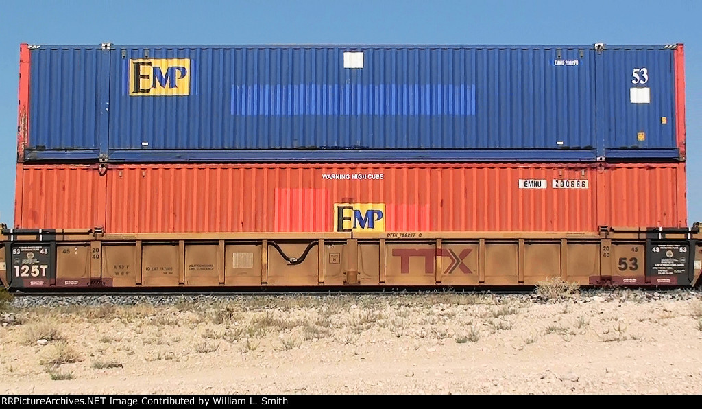 WB Stack Frt at Erie NV W mid trn slv -113