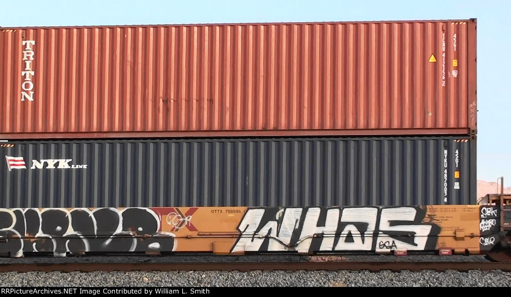 WB Stack Frt at Erie NV W MTSs -84