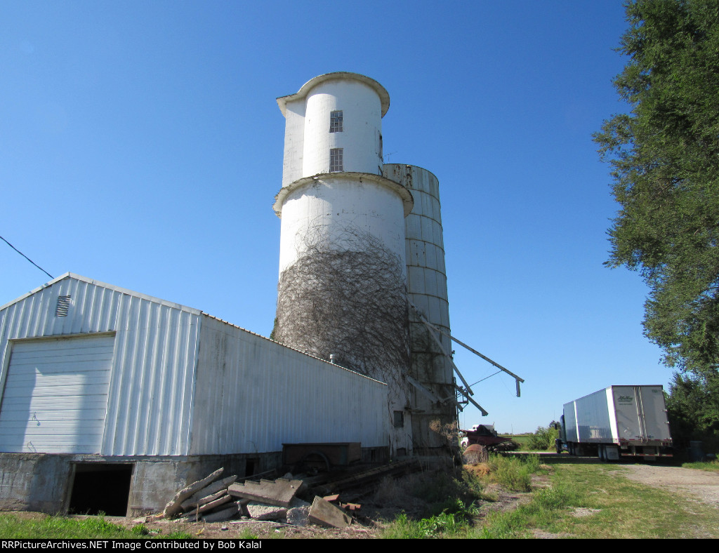 Cuba Il. Grain Elevator