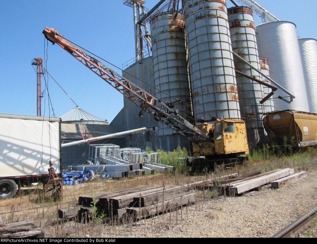 Blandinsville Il. Industries Corp Crane sitting on Grain Elevator Siding