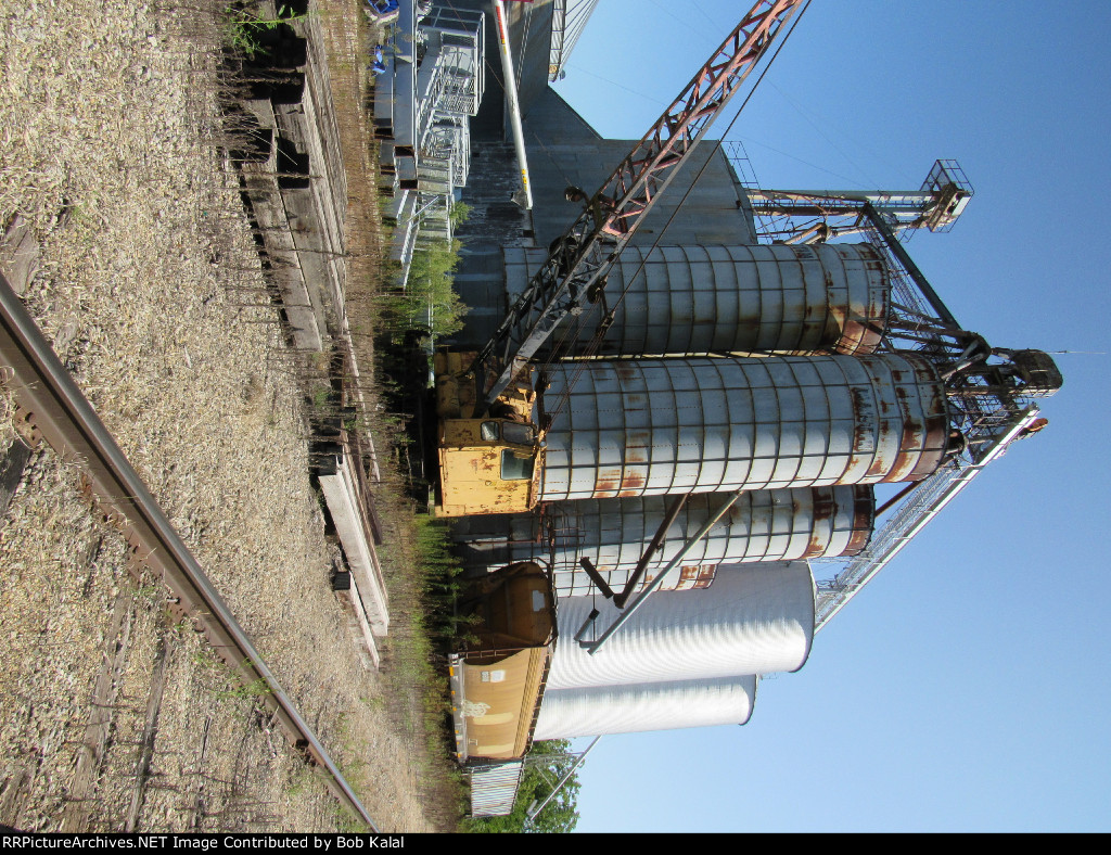 Blandinsville Il. Industries Corp Crane sitting on Grain Elevator Siding