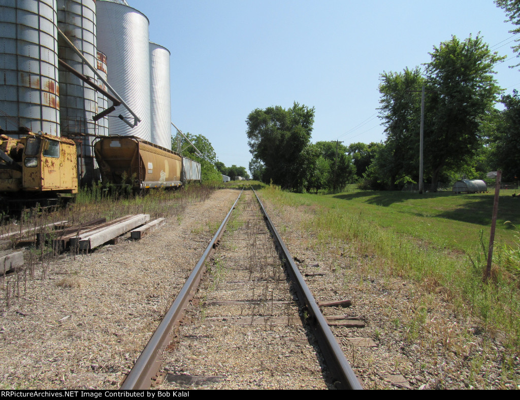 Blandinsville Il. Grain Elevator looking East down KJR main Line