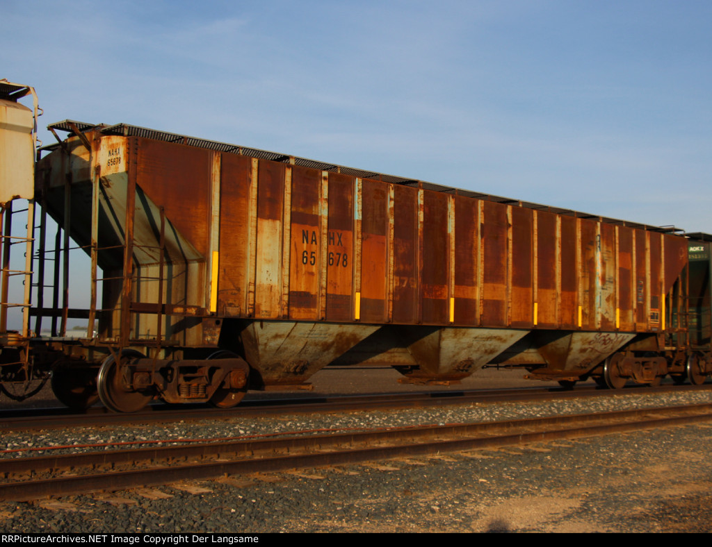 NAHX 65678