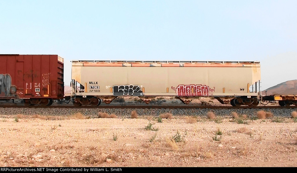 EB Manifest Frt at Erie NV W-Pusher -58