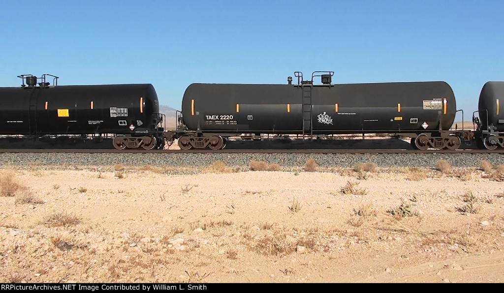 EB Manifest Frt at Erie NV  W-Pusher -82