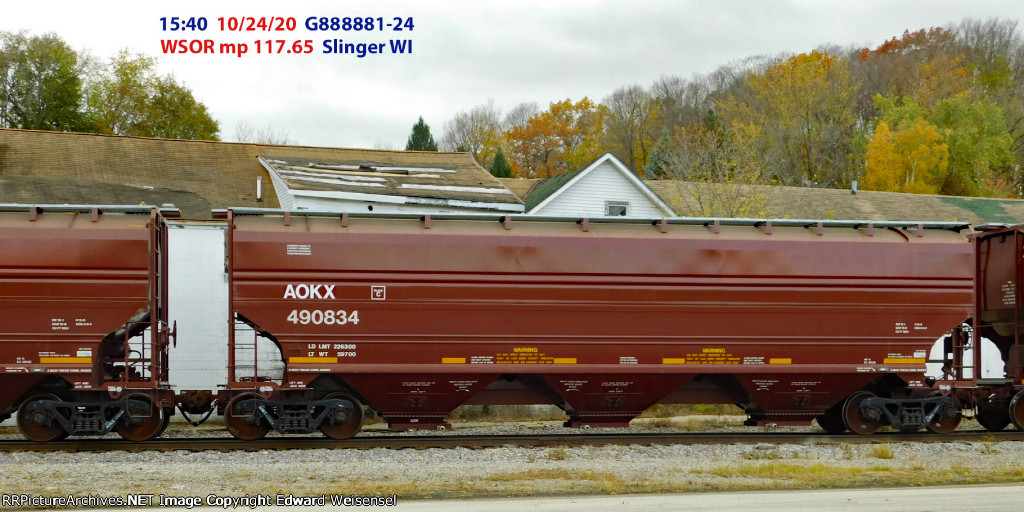 G888-81-24 grain loaded on the WSOR heads thru the Slinger interlocking to the CN mainline