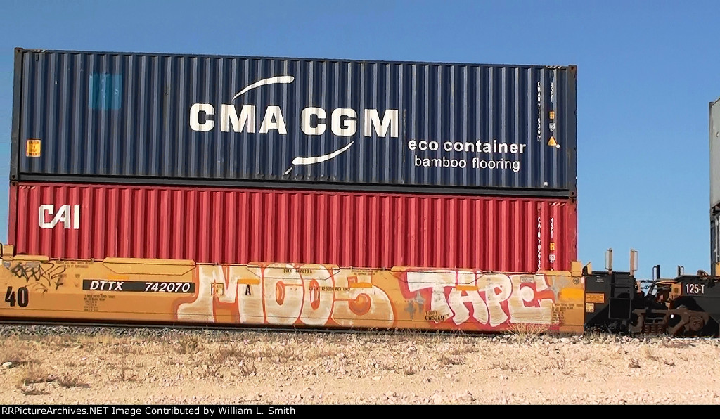 EB Intermodal Frt at Erie NV W-Pusher -50