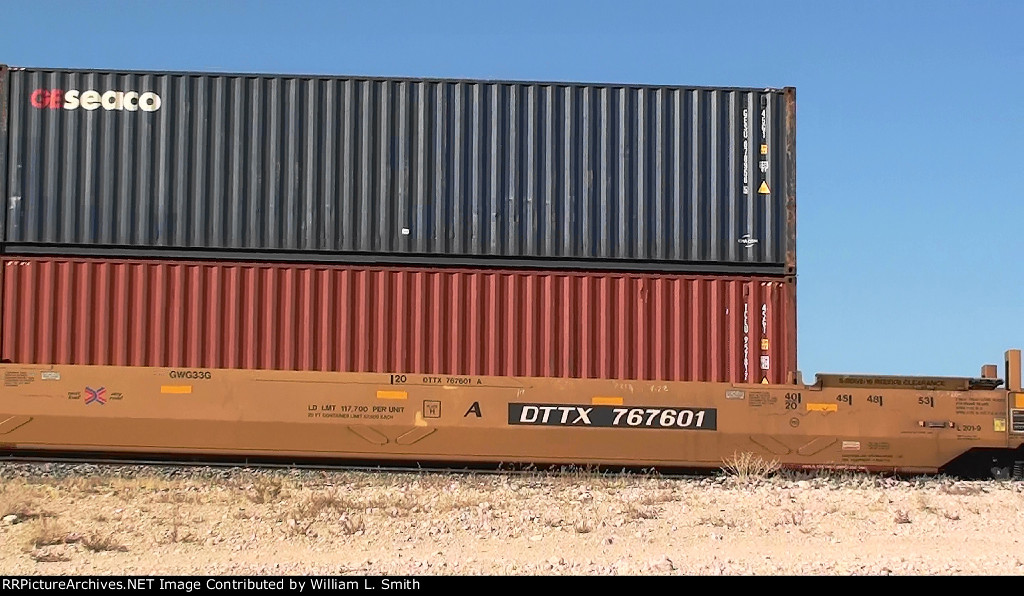 EB Intermodal Frt at Erie NV W-Pusher -67