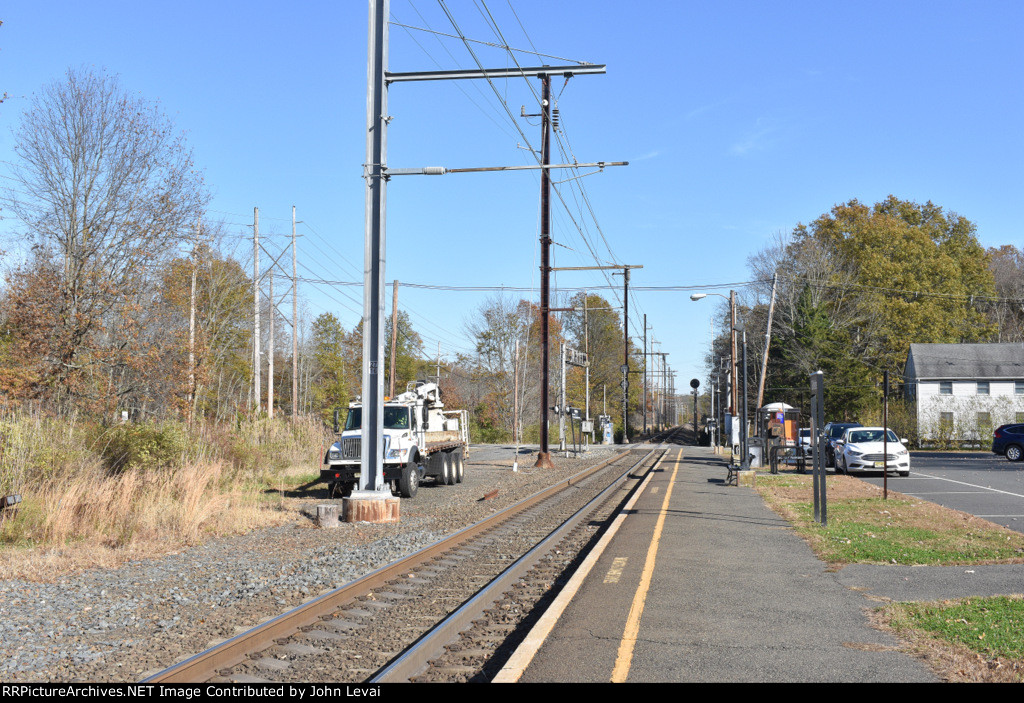 Gillette Station-looking east