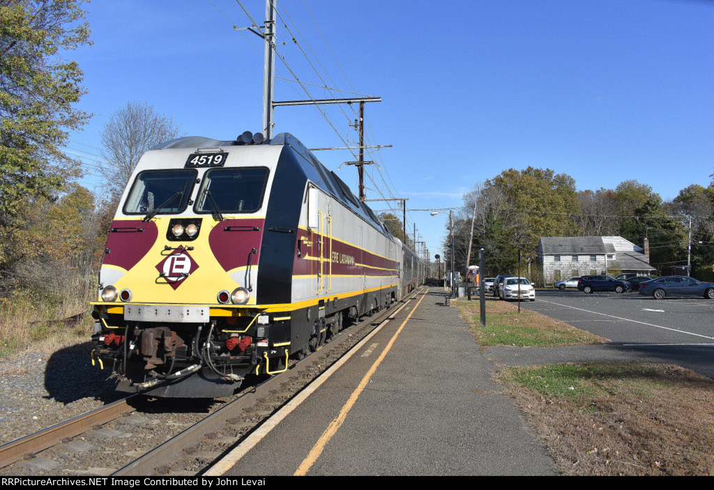 Westbound NJT Train # 426 arriving into Gillette Station with the EL painted ALP45DP # 4519 in the lead