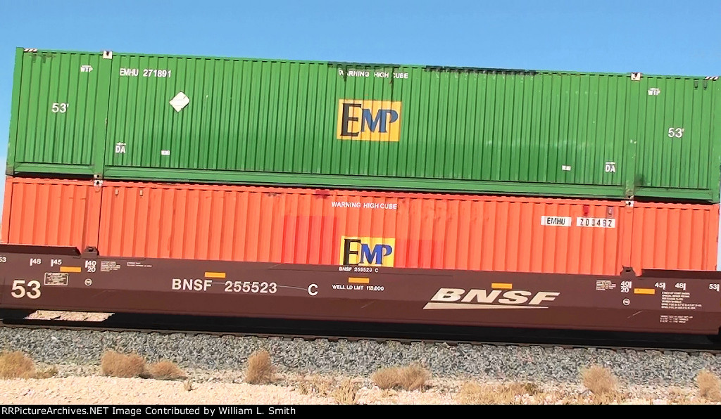 WB Intermodal Frt at Erie NV -W Mid Rrn Slv -202