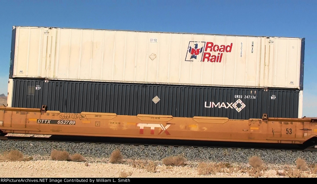 WB Intermodal Frt at Erie NV -W Mid Rrn Slv -34