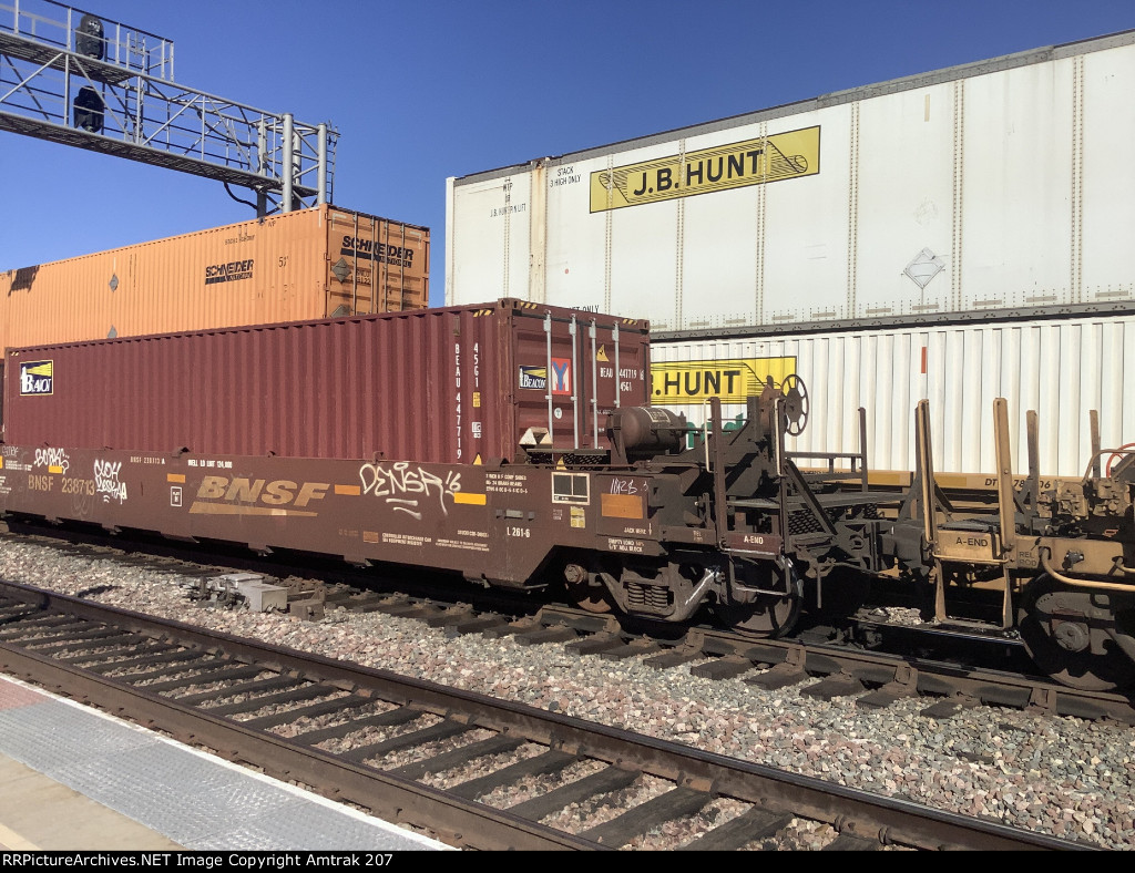 A Beacon Container Leased Out to Yang Ming Passes Commerce 