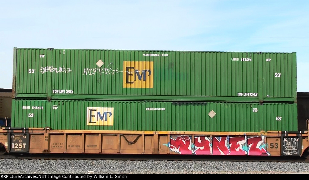 EB Intermodal Frt at Jean NV Grade Crossing -22