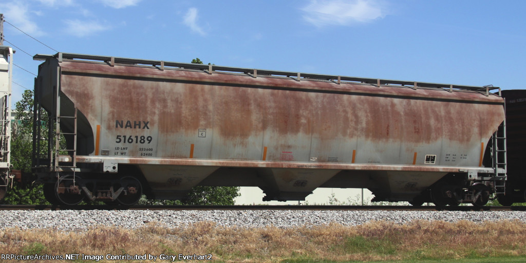 NAHX 516189 - Wells Fargo Rail