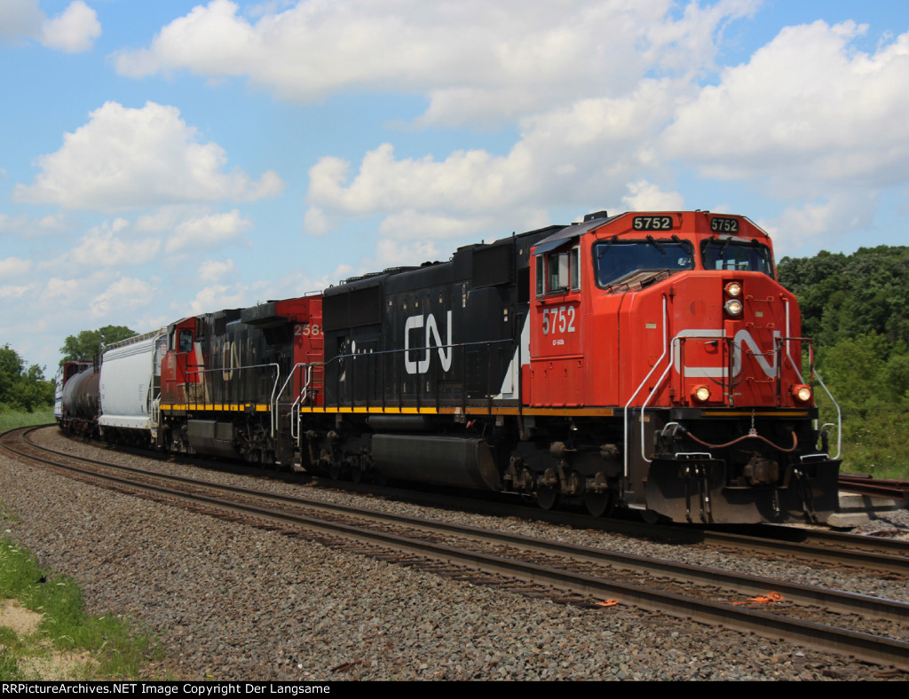 CN 5752 A44681-17