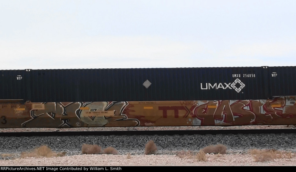 EB Hot Shot Priority Frt at Erie NV -60