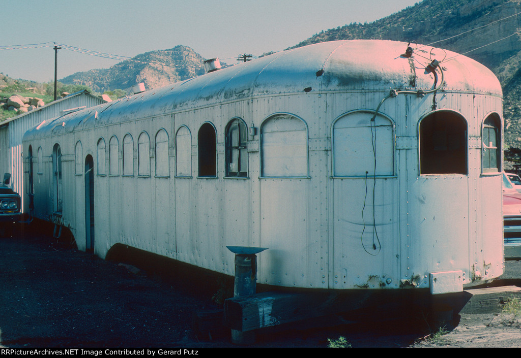 SURR McKeen car #100