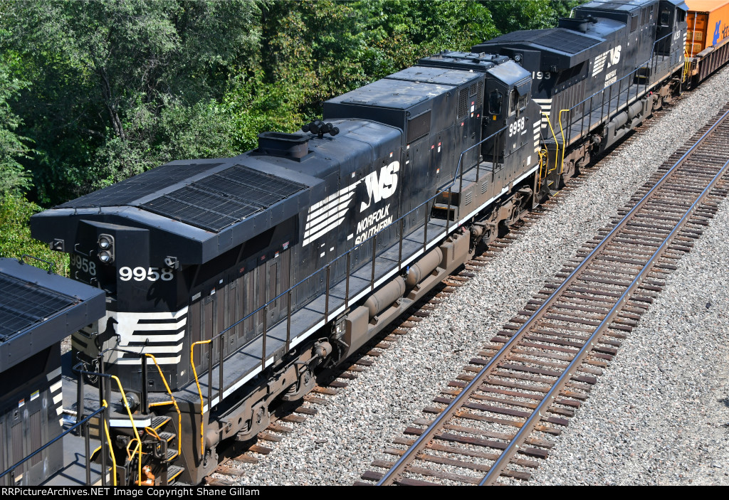NS 9958 Roster shot.